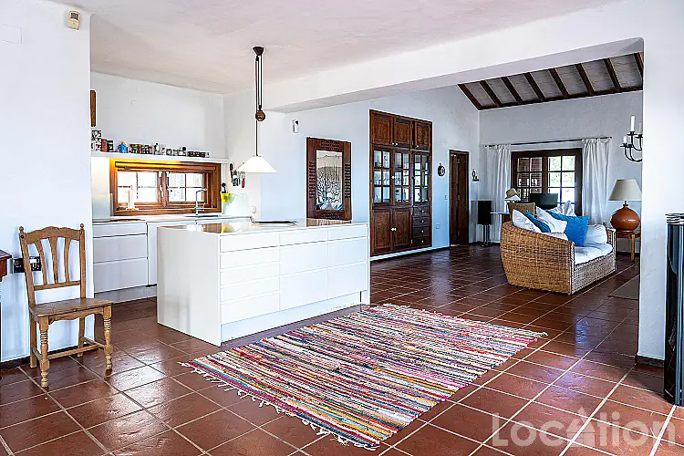 2274 (14) imagen por esta Independiente Villa en Las Cabreras