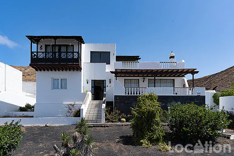 LOCATION NAZARET-57 image for this Detached Villa in Nazaret