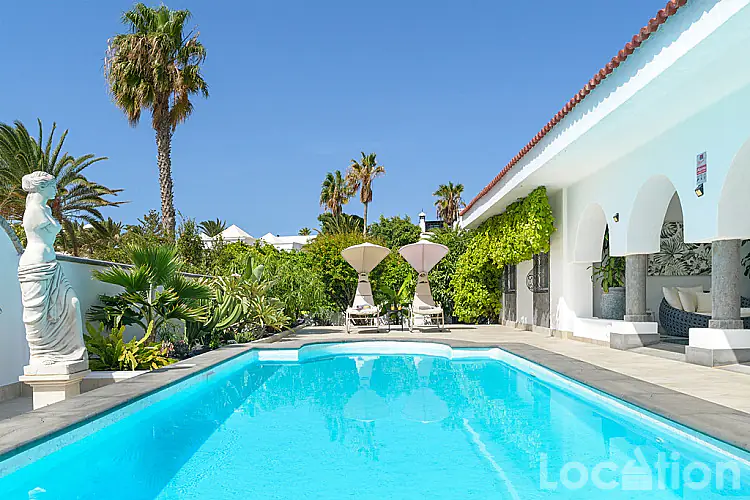 3 image for this Detached Villa in Costa Teguise