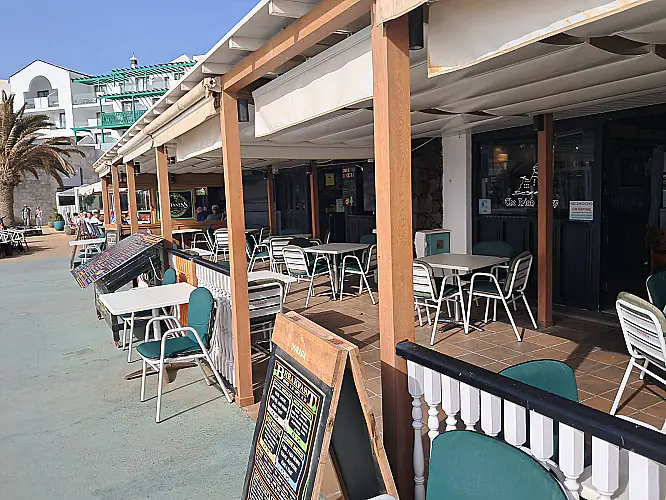 WhatsApp Image 2026-09-22 at 10.10.29 image for this Ground Floor Commercial in Costa Teguise