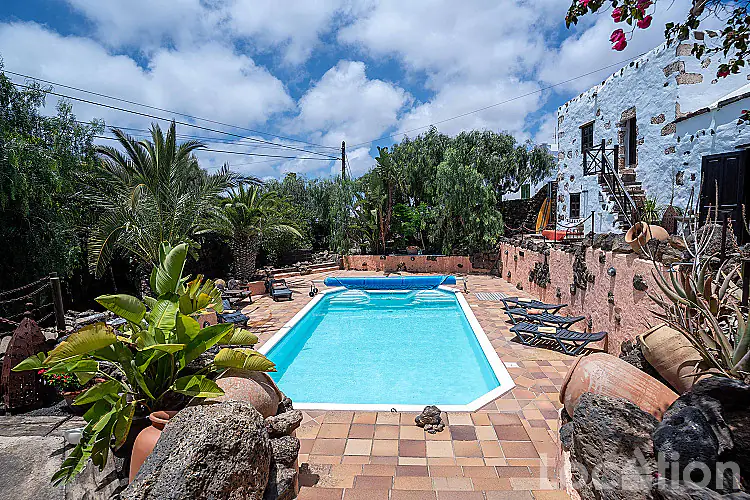 2278 (52) Foto für diese Immobilie Freistehend Villa in Tiagua