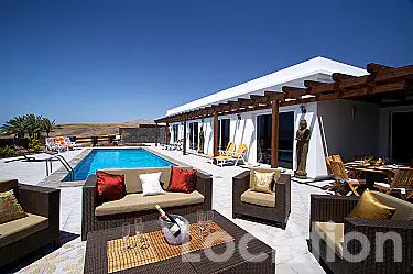 1181-01 Foto für diese Immobilie Freistehend Villa in Puerto Calero