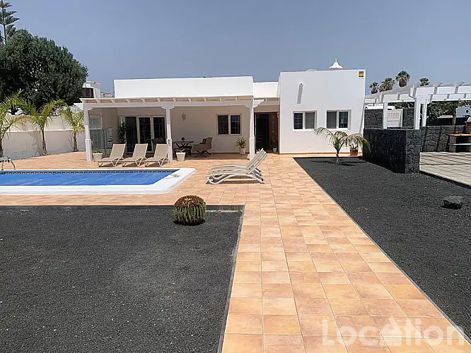 2138-02 image for this Detached Villa in Costa Teguise