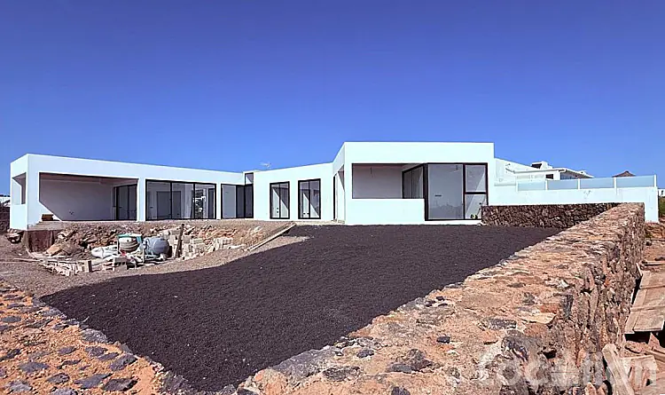 IMG-20251105-WA0027 image for this Detached Villa in Costa Teguise