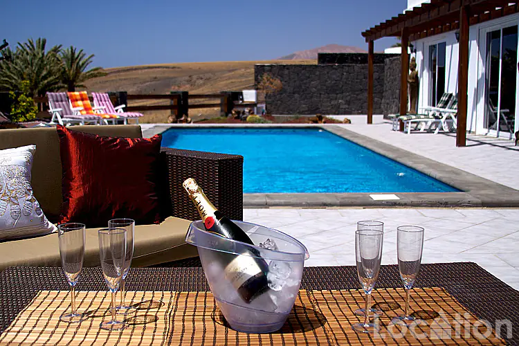 1181-32 Foto für diese Immobilie Freistehend Villa in Puerto Calero