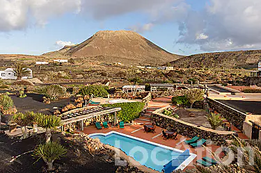 238_Rural-Villas_Exteriores-Zonas-comunes imagen por esta Independiente Villa en YE
