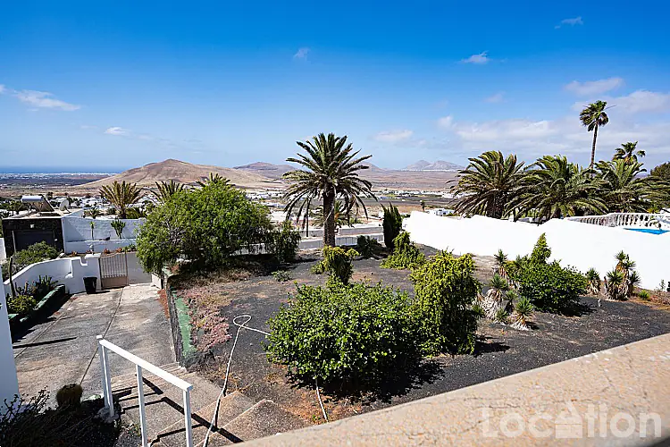 LOCATION NAZARET-7 image for this Detached Villa in Nazaret