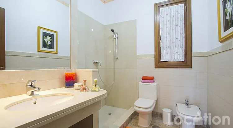 1350-20 image for this Detached Villa in Los Valles