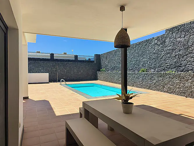 2290-36 image for this Detached Villa in Puerto Calero