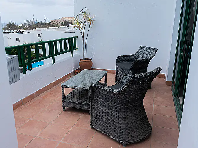 17-08-09 LOCATION FOTO-10 Foto für diese Immobilie Letzte Etage Wohnung in Costa Teguise