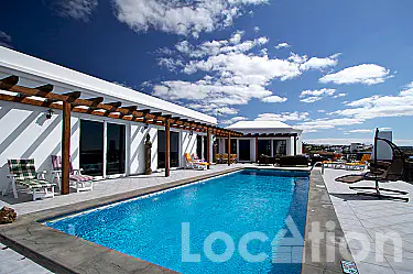 1181-02 Foto für diese Immobilie Freistehend Villa in Puerto Calero