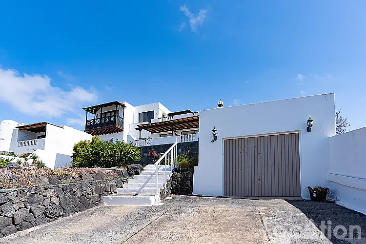 LOCATION NAZARET-3 image for this Detached Villa in Nazaret