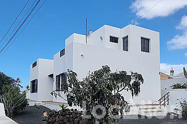 20250502_161547 image for this Detached Duplex in Tahiche