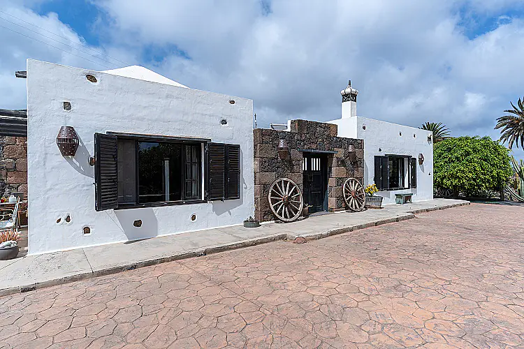 2284-69 Foto für diese Immobilie Freistehend Landhaus in Haría