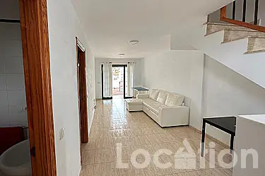 2139-01 Foto für diese Immobilie Reihenhaus Duplex in Costa Teguise