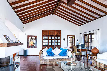 2274 (5) imagen por esta Independiente Villa en Las Cabreras
