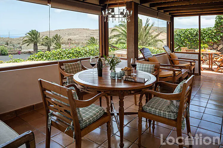 171_Rural-Villas_Hab.-Poniente-768x512 imagen por esta Independiente Villa en YE