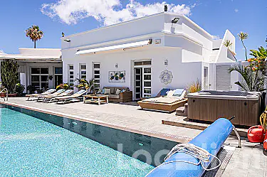 costa teguise -250626-40 Foto für diese Immobilie Freistehend Villa in Costa Teguise
