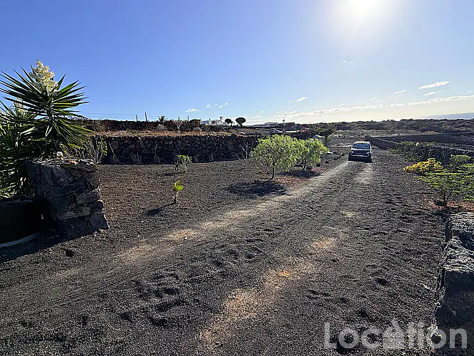 2282-48 imagen por esta Independiente Finca en Arrieta