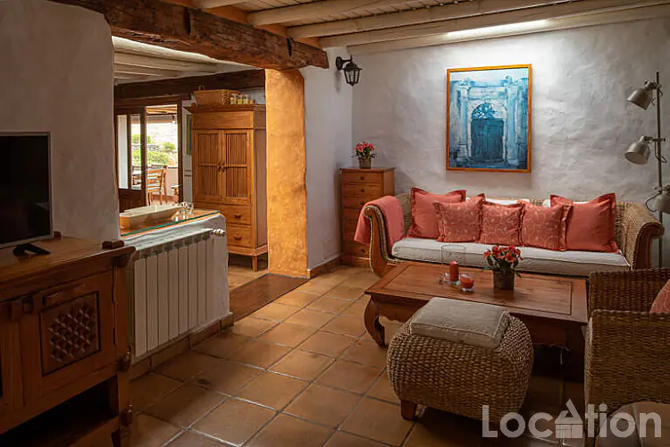 149_Rural-Villas_Hab.-Poniente-768x512 imagen por esta Independiente Villa en YE