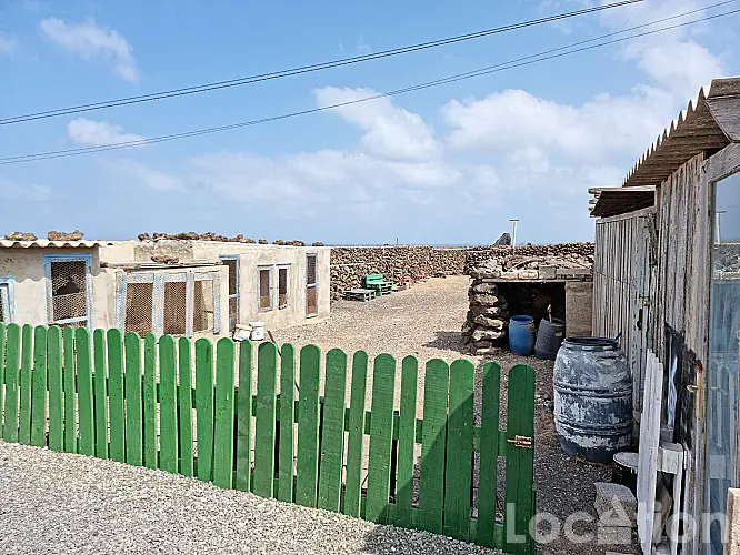 2030-28 imagen por esta Independiente Finca en Orzola