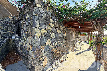 2282-04 imagen por esta Independiente Finca en Arrieta