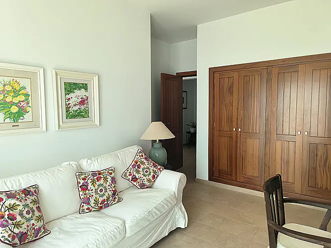 2290-44 image for this Detached Villa in Puerto Calero