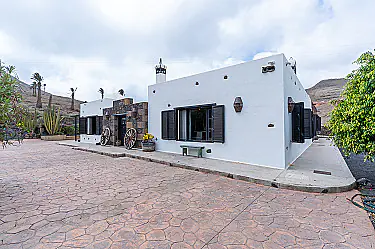2284-02 Foto für diese Immobilie Freistehend Landhaus in Haría