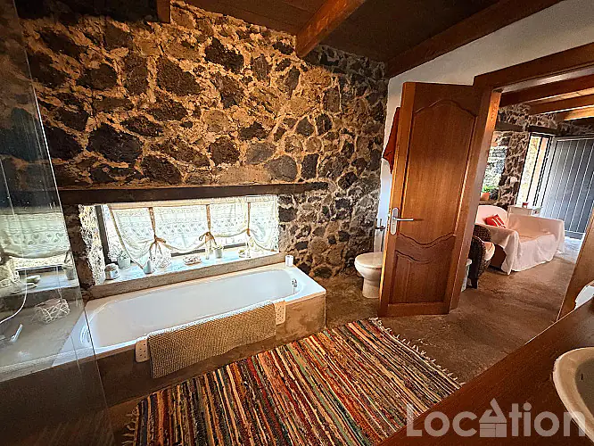 2282-24 imagen por esta Independiente Finca en Arrieta