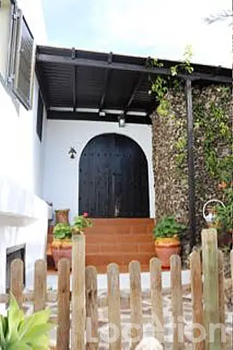 1616-41 image for this Detached Villa in Los Valles
