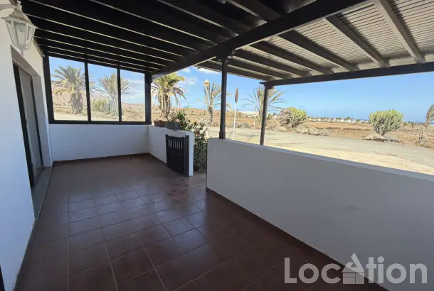 2286-01 Foto für diese Immobilie Eckhaus Duplex in Costa Teguise