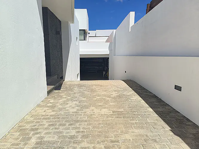 2290-05a image for this Detached Villa in Puerto Calero
