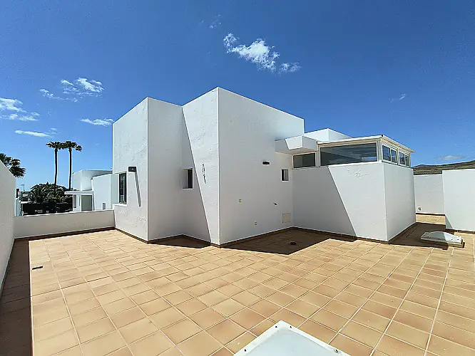 2290-27 image for this Detached Villa in Puerto Calero