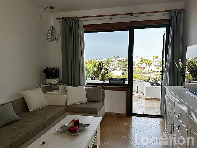 2240-05a imagen por esta Planta alta Apartamento en Costa Teguise